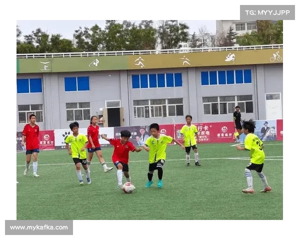 中国足协举办足球公益活动助力青少年成长回馈社会推动足球文化普及 中国足协举办足球公益活动助力青少年成长回馈社会推动足球文化普及