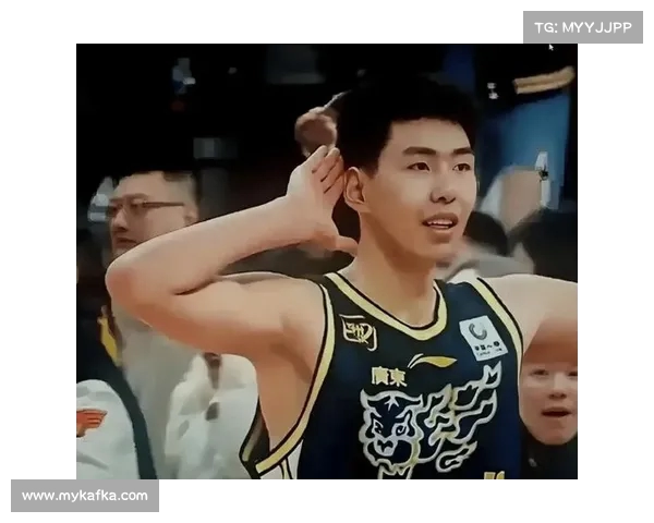 广东新星徐昕与杜锋冲突后申请交易 想换张镇麟引发舆论热议 广东新星徐昕与杜锋冲突后申请交易 想换张镇麟引发舆论热议